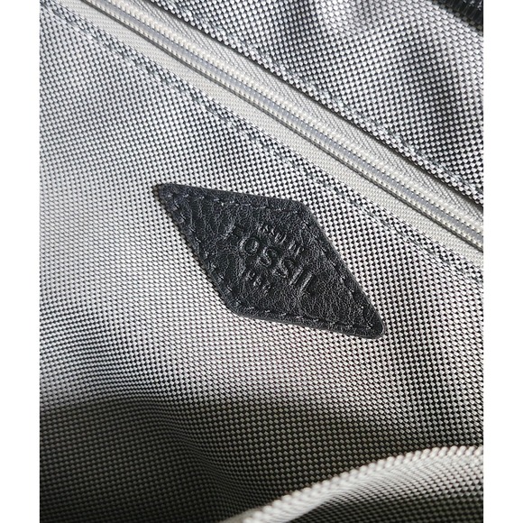 Fossil Amelia Leather Convertible Crossbody Bag Backpack Purse‎ Snake Print - Picture 4 of 9